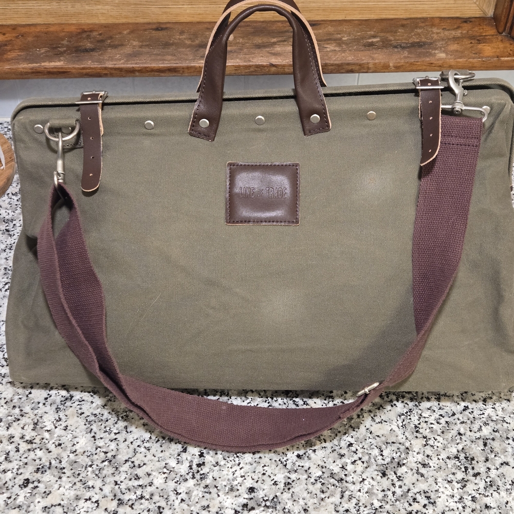 ​Line of Trade Canvas & Leather Mason Dispatch Bag - Olive Green